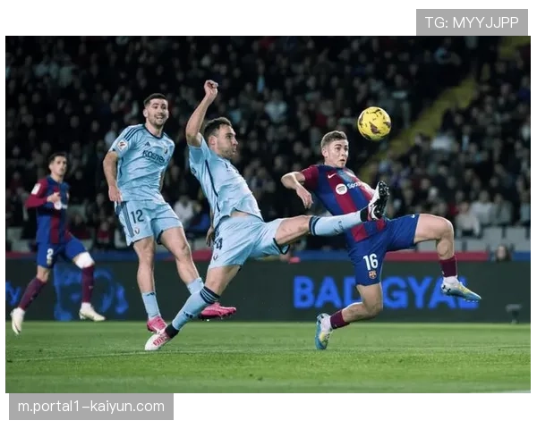 巴萨佩德里中场调度面临考验 在对手高强度逼抢下如何保持控球节奏